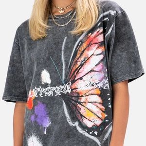 Adika butterfly tee